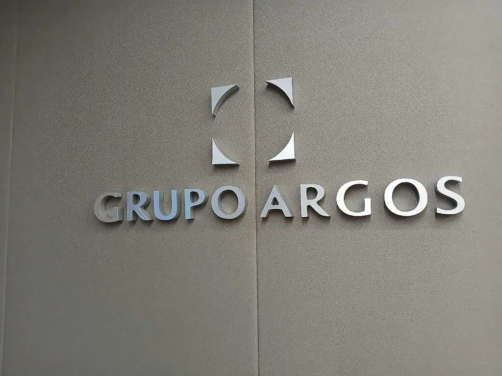 Grupo Argos logró utilidades históricas en 2025 tras sólidos resultados de filiales y negocios con Sura y Summit Materials Grupo Argos