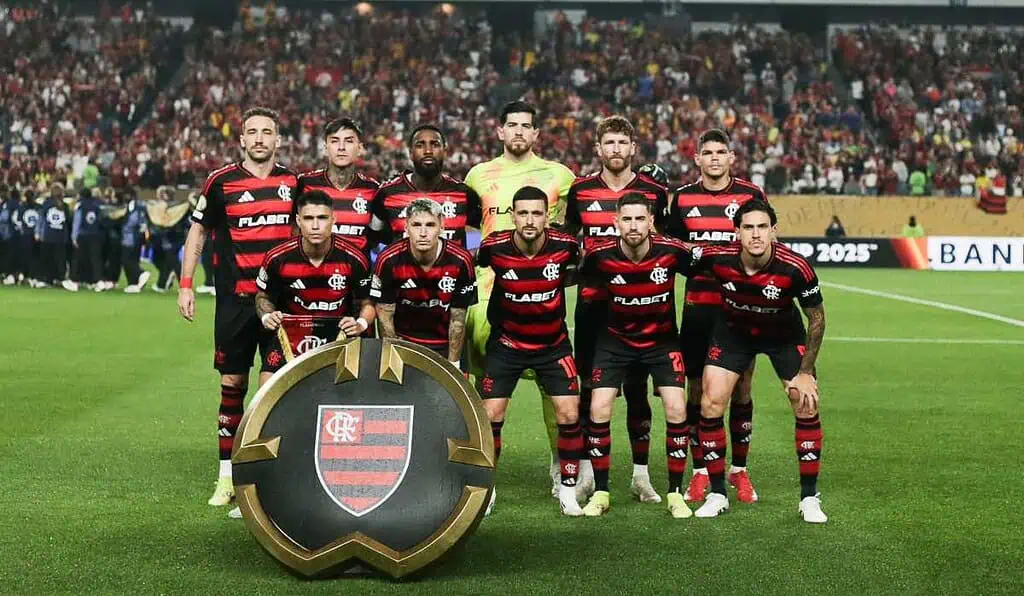 Flamengo gastó, en un solo mercado de fichajes, lo mismo que ingresaron los tres equipos más importantes en Colombia durante todo 2024 Flamengo gastó, en un solo mercado de fichajes, lo mismo que ingresaron los tres equipos más importantes en Colombia en todo 2024