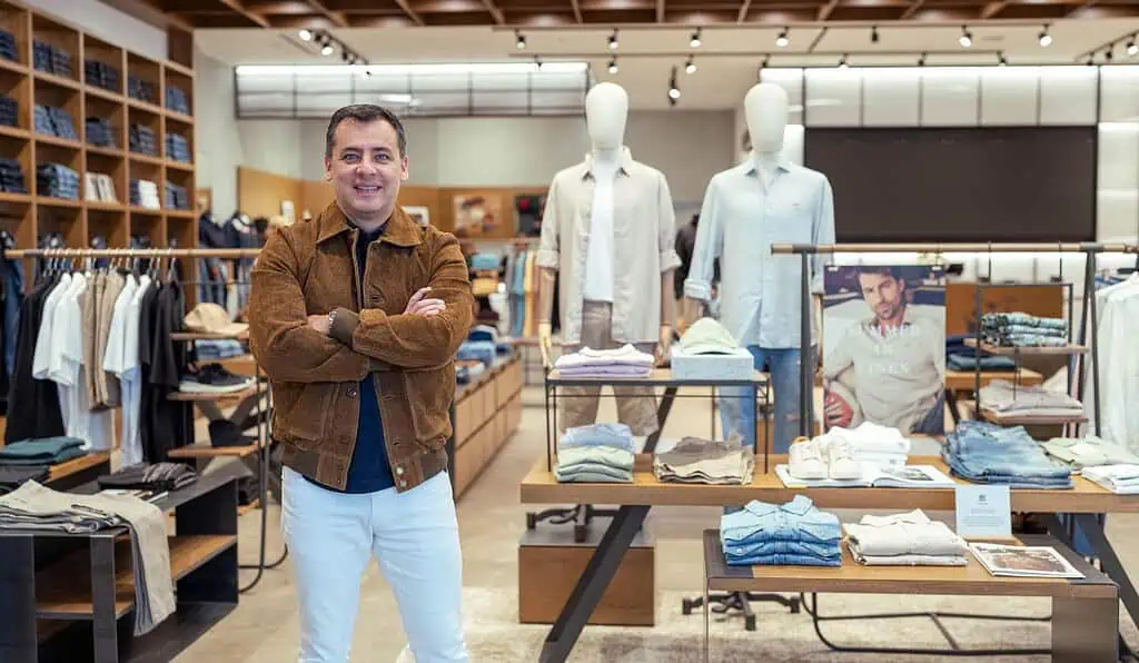 Entrevista | Chevignon abrió su primera tienda en Estados Unidos y busca otras 10 en ese país a 2030 Juan David Urquijo, CEO de Chevignon.