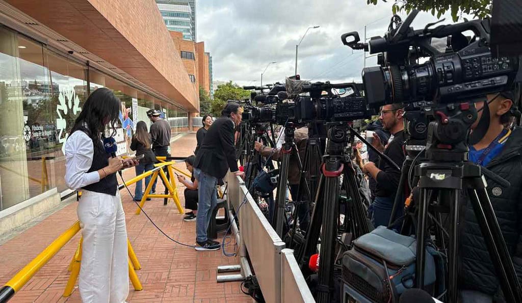 CRC se echa para atrás y retira solicitud de información a los canales de televisión de Colombia
