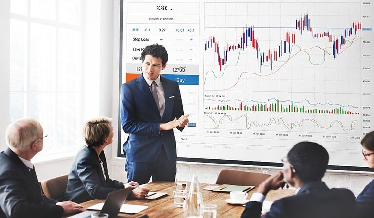 Mercados al alza impulsados por datos económicos en Estados Unidos
