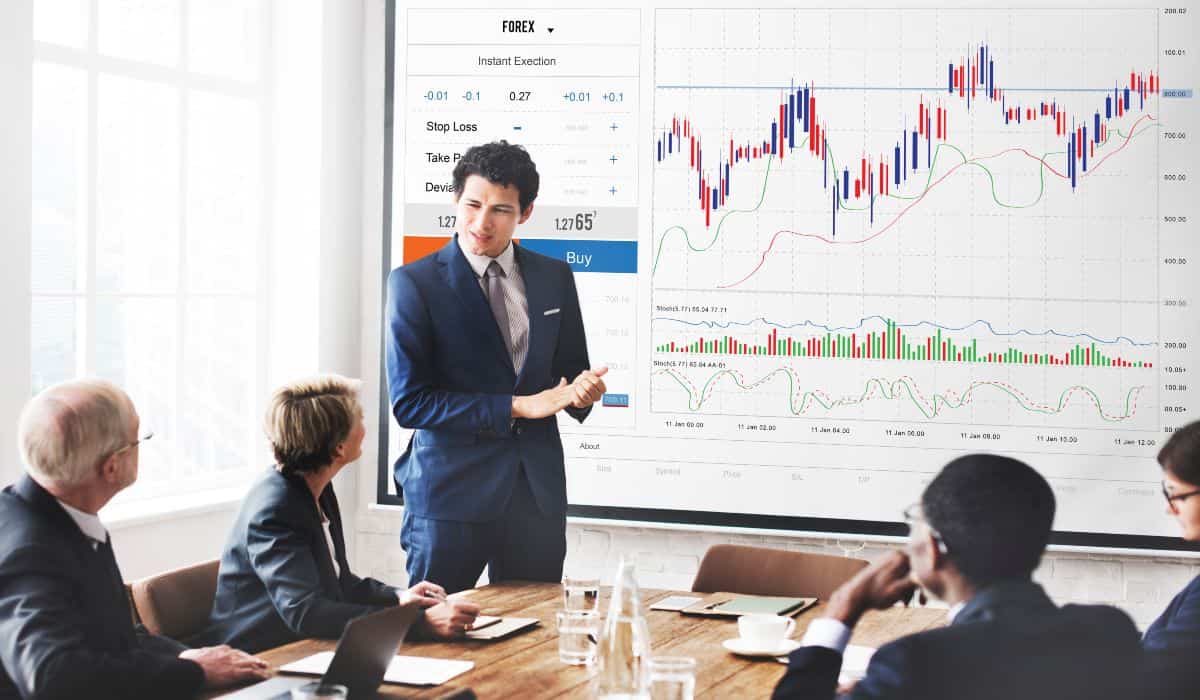 Mercados al alza impulsados por datos económicos en Estados Unidos