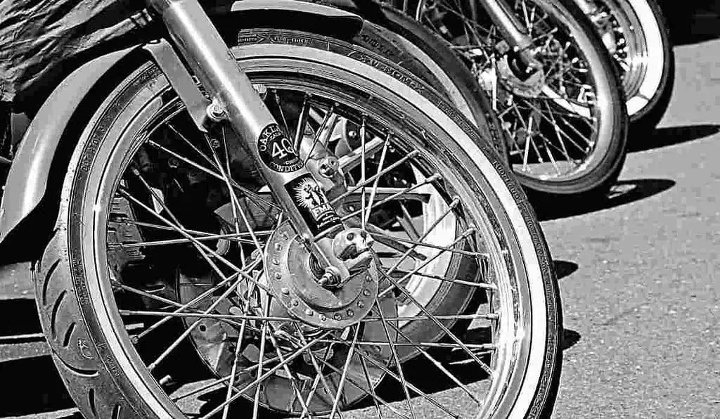 Venta de motocicletas en Colombia creció 40,69 % en abril, pero tuvo leve descenso en comparación con marzo Motos Suzuki estarán de remate con el Banco Popular