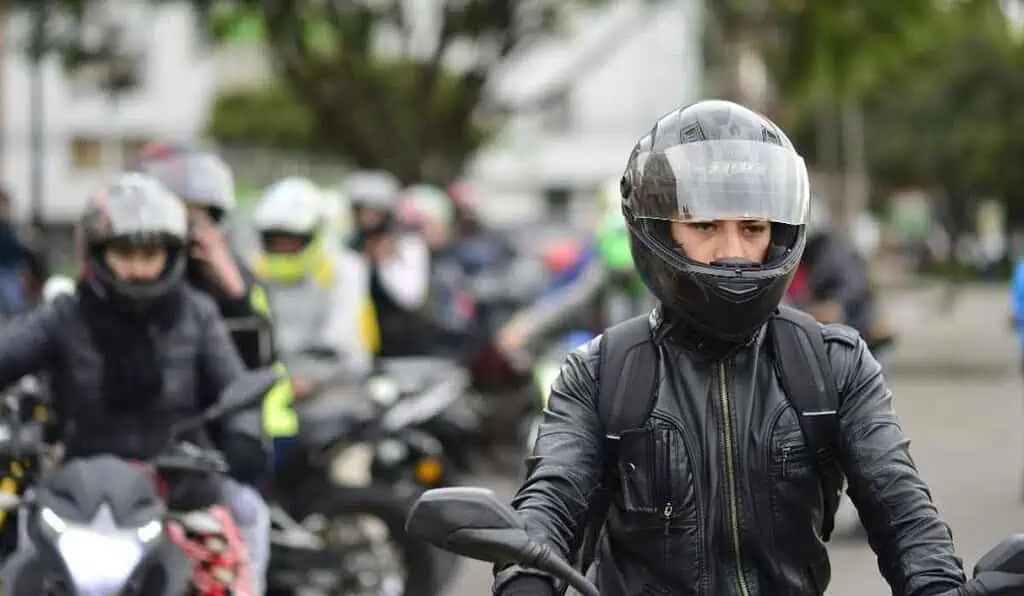 Bajaj, Honda y Suzuki se consolidan como las marcas de motos más vendidas en Colombia precios de las motos y carros en Colombia