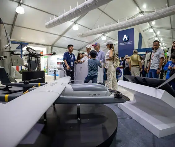 La duodécima edición del evento más importante del sector aeronáutico colombiano avanza en el Aeropuerto Internacional José María Córdova F-AIR 2025