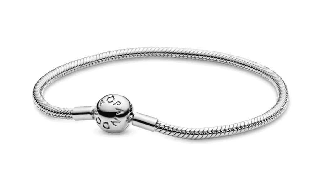 Así es la exclusiva pieza que Pandora creo para celebrar el Día de Spider-Man: ¿Cuánto vale? Brazalete Pandora.