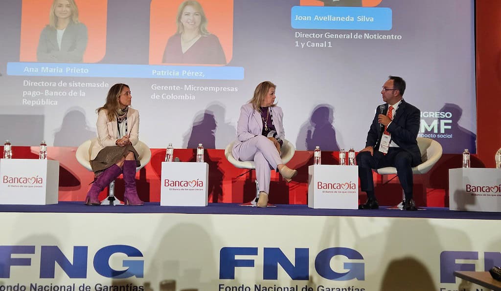 Panel sobre Bre-B durante el Congreso de Asomicrofinanzas
