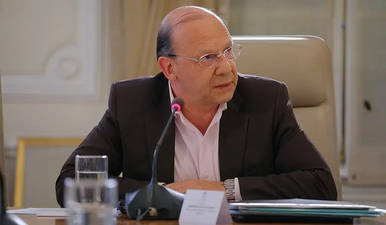 Ministro de Hacienda, Germán Ávila.