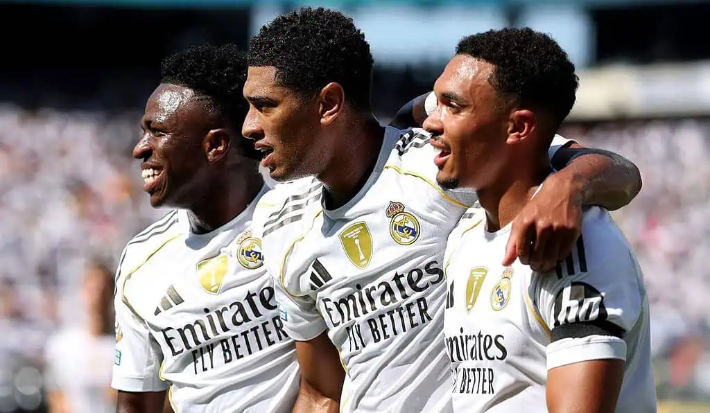 El Real Madrid le alquilará su estadio a la NFL: Se gastó más de 1.000 millones de euros y así recuperará la inversión El Real Madrid le alquilará su estadio a la NFL: Se gastó más de 1.000 millones de euros y así recuperará la inversión