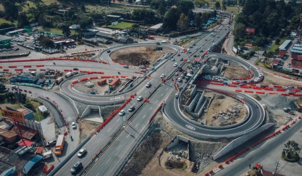 Se habilitaron lazos del Intercambio Vial del Aeropuerto José María Córdova de Rionegro
