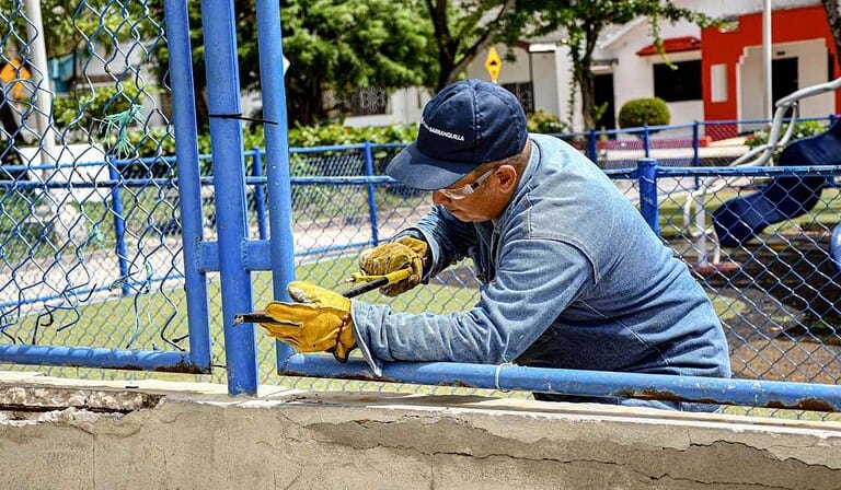 Trabajadores en Colombia y cambios en salario