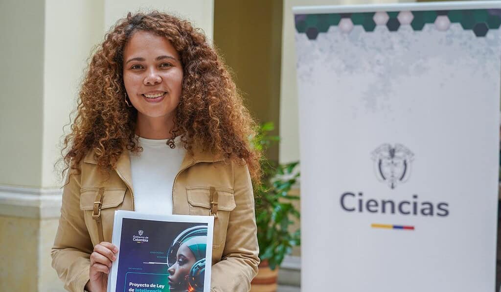 Yesenia Olaya, minciencia, radicó el plan para regular la inteligencia artificial en Colombia