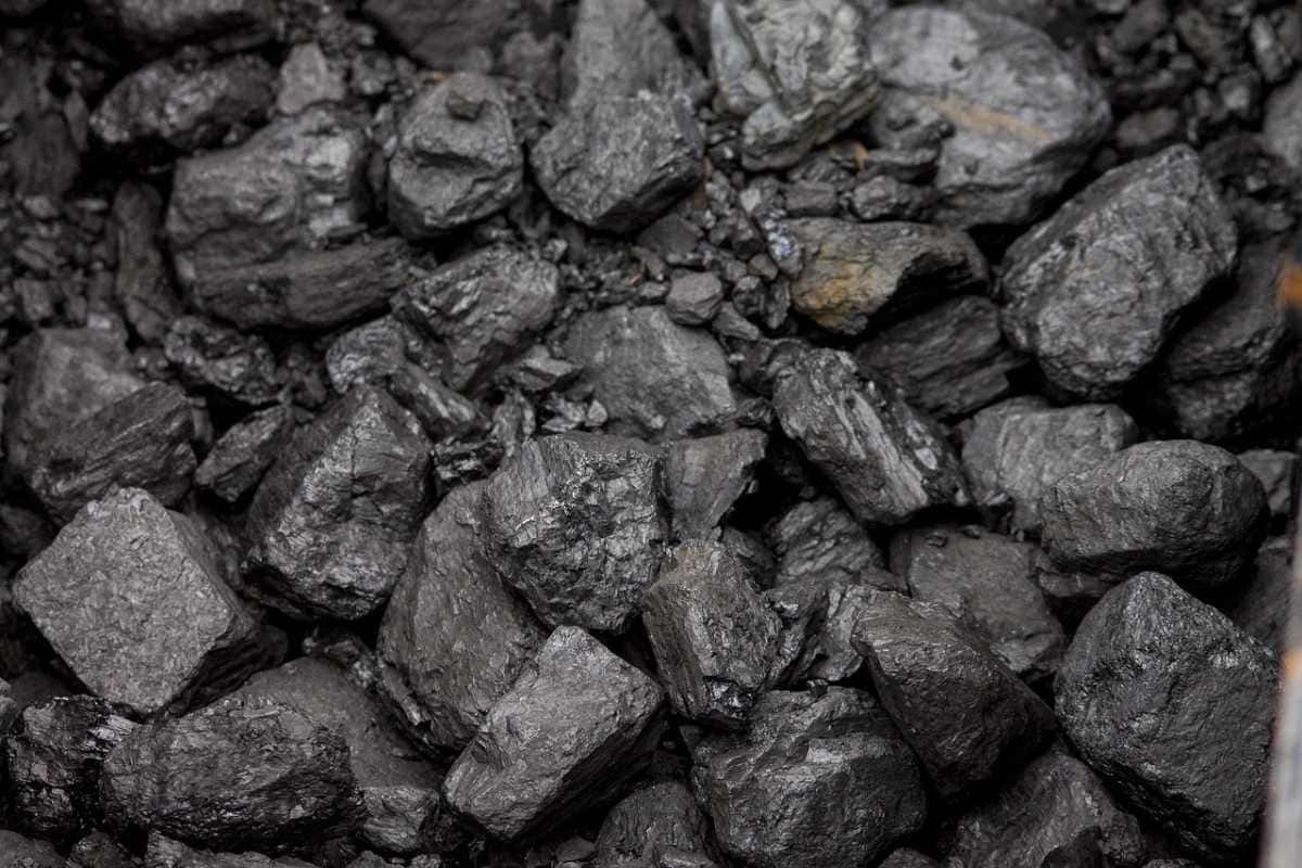 Demanda mundial de carbón se mantendrá estancada en 2025 y 2026: IEA