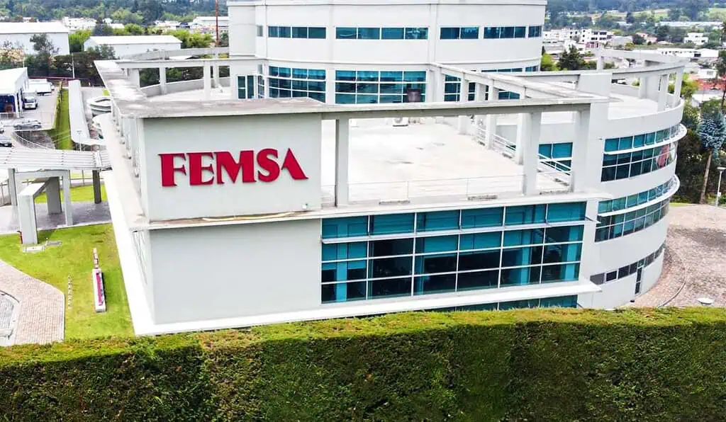 Femsa anunció desinversiones en operaciones logísticas en México, Brasil y Colombia Femsa