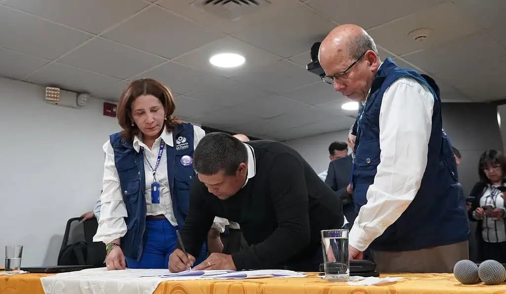 Gobierno Petro logra acuerdo para levantar el paro arrocero en Colombia Paro arrocero