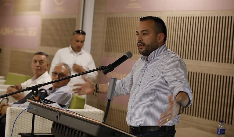 Recibo con satisfacción propuestas de los gremios para bajar las tarifas de energía: ministro Edwin Palma
