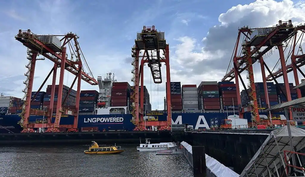 Buenaventura mueve más del 40 % del comercio exterior del país: estas son las apuestas en la zona Buenaventura