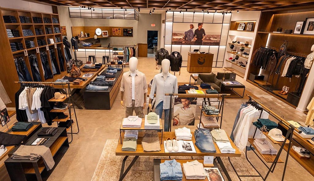 La tienda en Houston tiene más 200 m². Foto: cortesía Chevignon. 