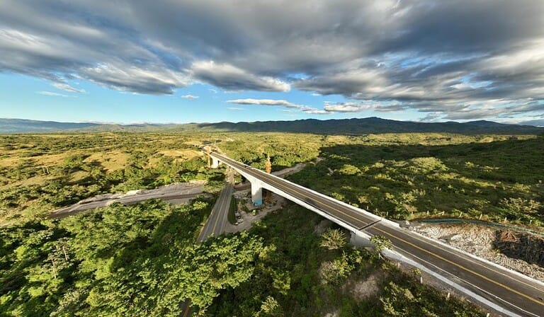 tramo de megaproyecto Santana - Mocoa - Neiva