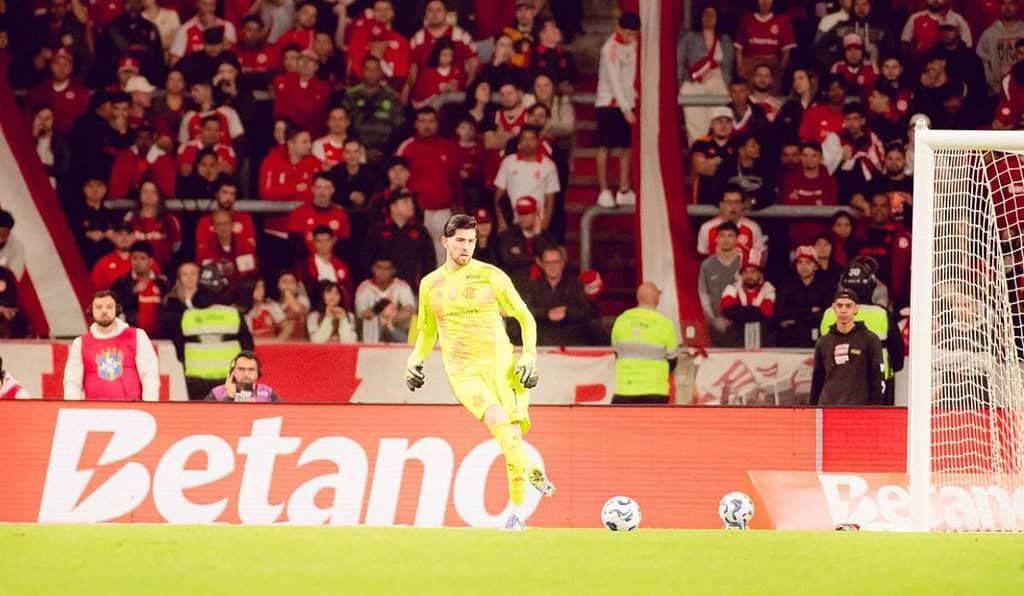Flamengo ha cerrado un acuerdo histórico con la casa de apuestas Betano, que se convertirá en su nuevo patrocinador principal.