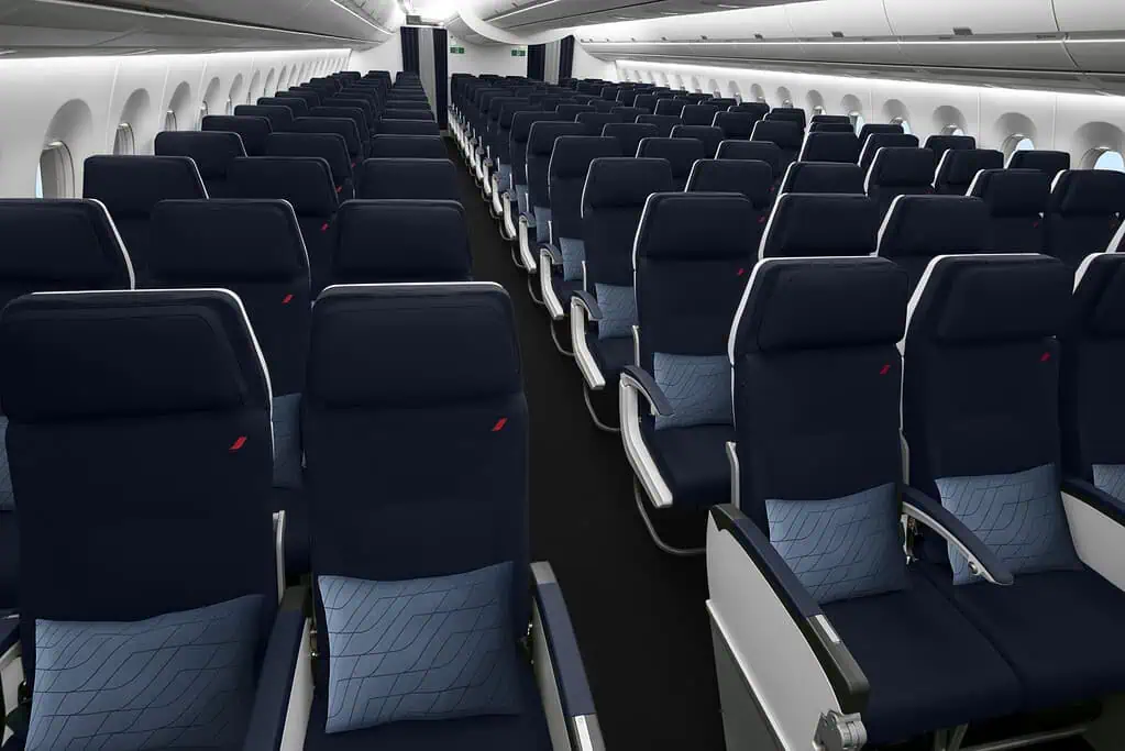 Entrevista | Air France ve un futuro "positivo" en el mercado colombiano y planea seguir creciendo en operaciones Cabina económica A350 Air France. Foto: cortesía.