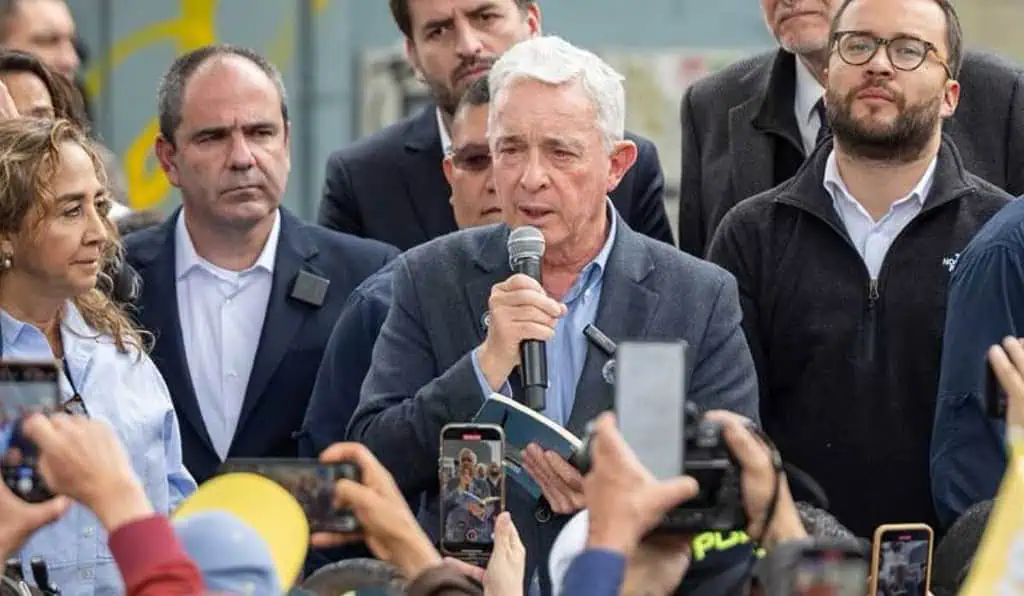 Atención | Tribunal de Bogotá absuelve al expresidente Álvaro Uribe de todos los cargos Álvaro Uribe