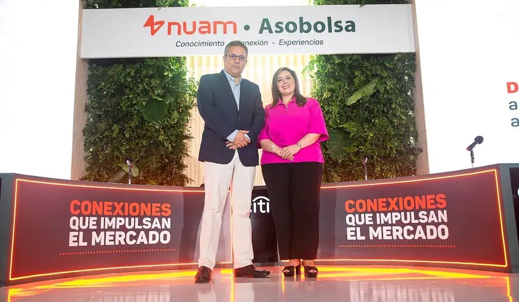 Comisionistas de bolsa de Colombia, Chile y Perú firman acuerdo para promover integración regional Firma del memorando de entendimiento entre las sociedades comisionistas de bolsa