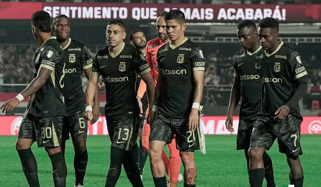 Los penales fallidos de Hinestroza y Uribe le costaron US$1,7 millones a Atlético Nacional: Once Caldas hace negocio Los penales fallidos de Hinestroza y Uribe le costaron US$1,7 millones a Nacional: Once Caldas hace negocio