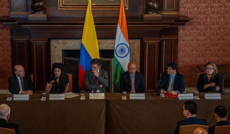 India fue presentada oficialmente como país invitado de honor en la FILBo 2026, en un encuentro que reafirmó el poder de la cultura como herramienta de diplomacia. Foto: cortesía Corferias.