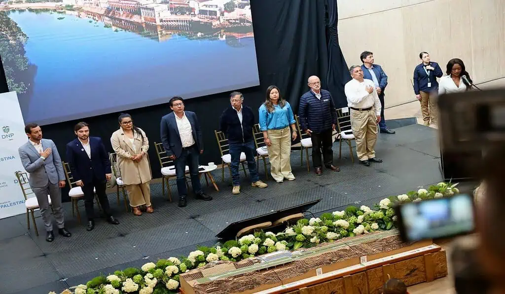 Gobierno Petro lanza licitación para la primera fase de Aerocafé; quedará adjudicada para noviembre de 2025 Licitación primera parte Aerocafé