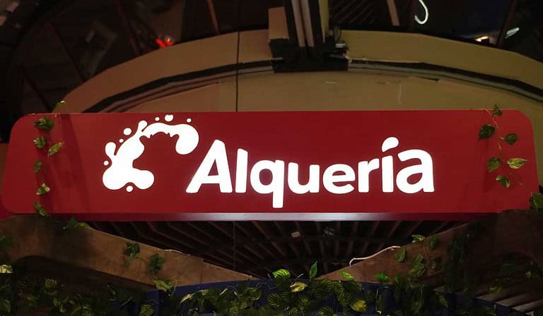 Alquería anuncia millonario aporte para contribuir a superar la emergencia provocada por el terremoto ANDI CEC 2025 Logo-Alqueria-stand