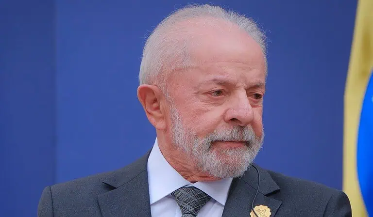Flávio Bolsonaro recorta ventaja de Lula y estrecha carrera presidencial en Brasil Lula Da Silva, presidente de Brasil