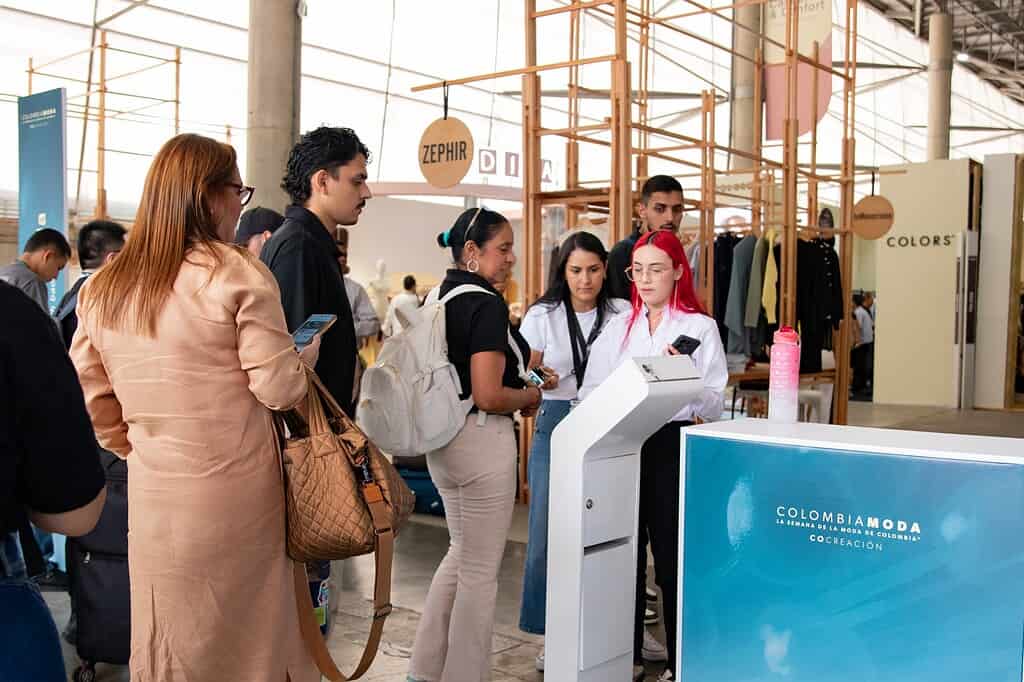 Colombiamoda 2025 recibió a más de 60.000 visitantes y le dejó a Medellín casi US$18 millones