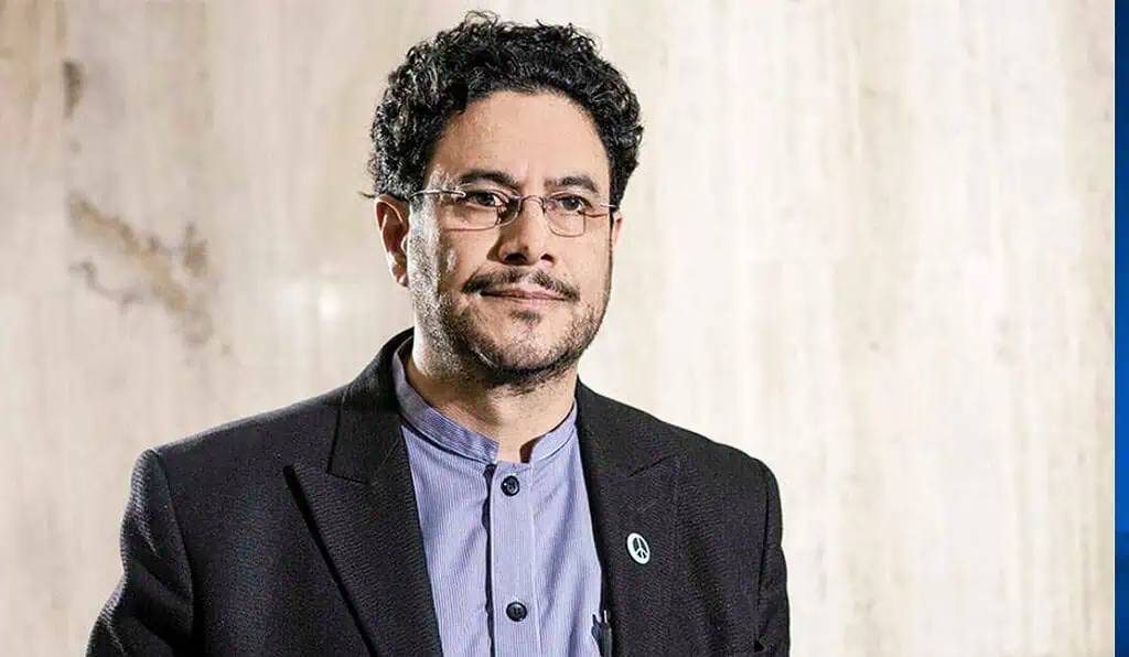 La política energética de Iván Cepeda: más transición energética y caída del petróleo Iván Cepeda, candidato a la Presidencia de Colombia. Imagen: Senado de la República