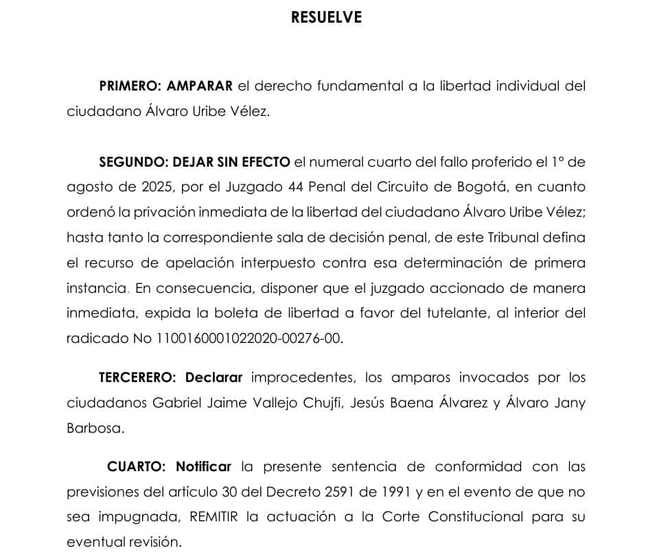 Álvaro Uribe
