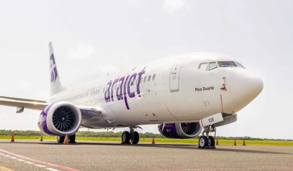 Más vuelos y nuevos destinos: el plan de expansión de Arajet en Colombia con tiquetes económicos Avión de Arajet.