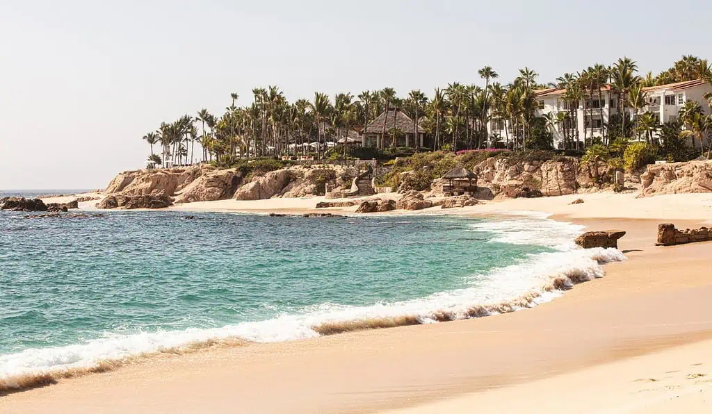 Esto es lo que costaría viajar a Los Cabos, México, a finales de 2025 e inicios de 2026 Chileno Beach
