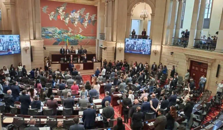 Congreso arranca primer debate del Presupuesto de Colombia de 2026