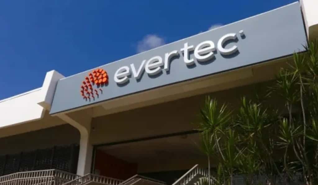 Evertec ofrece servicios de procesamiento de pagos y tecnología financiera, estructurada en tres unidades