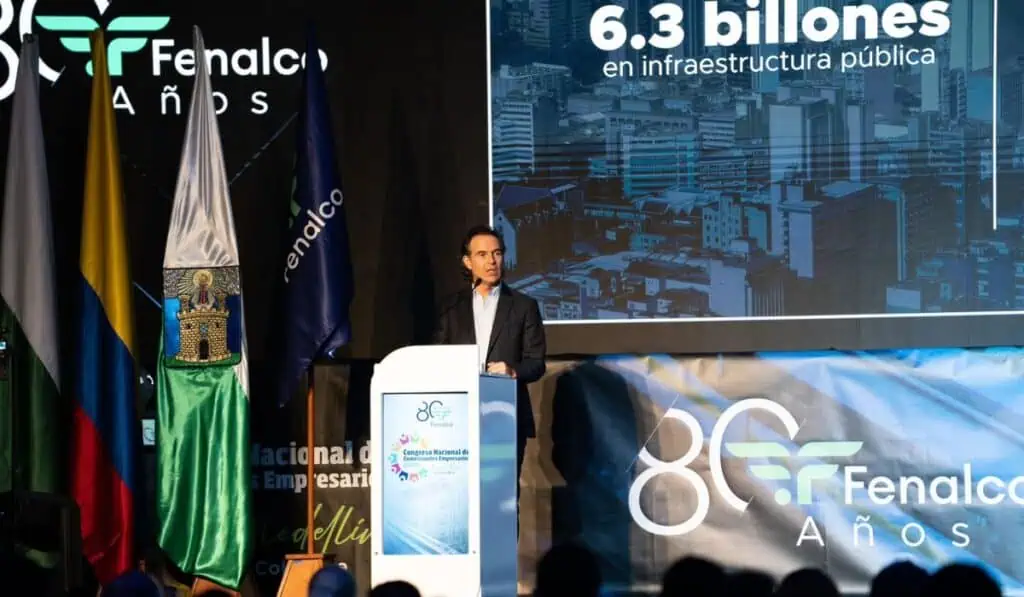 Federico Gutiérrez hace un llamado para “sacar al país adelante desde las regiones” en el Congreso de Fenalco Federico Gutiérrez, alcalde de Medellín
