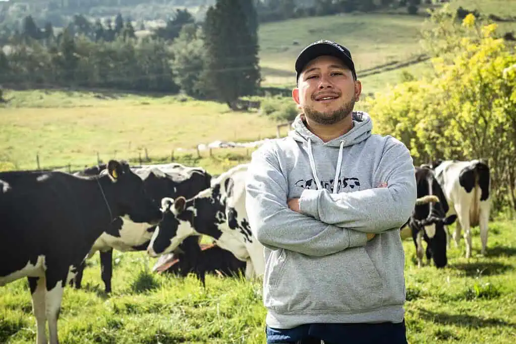 Cerca de 400 empresas inician camino hacia la sostenibilidad con “Mejores para Colombia”, programa que impulsa el modelo B en el país Alquería.