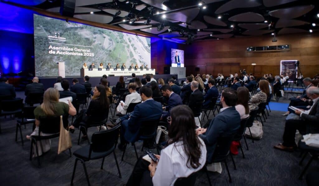 Grupo Argos cuenta con más de 40 mil accionistas luego de finalizado el descruce accionario con Sura. Pie de foto. Foto: Grupo Argos