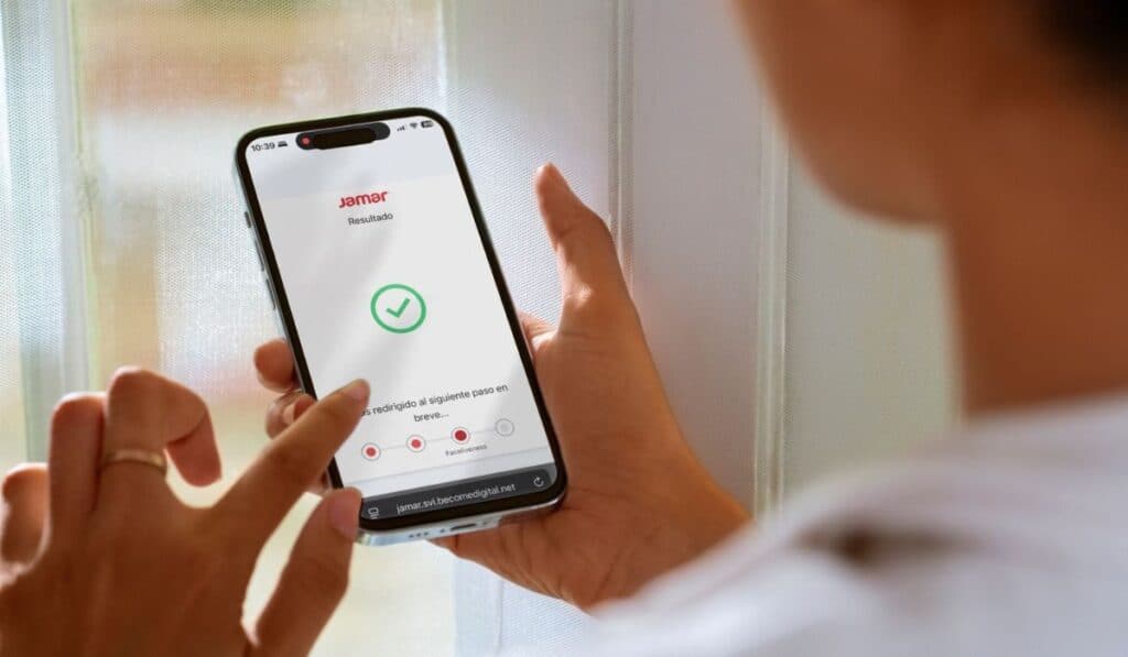El retail se convierte en un canal estratégico para ampliar la base de colombianos con acceso al crédito. Foto: cortesía Jamar.