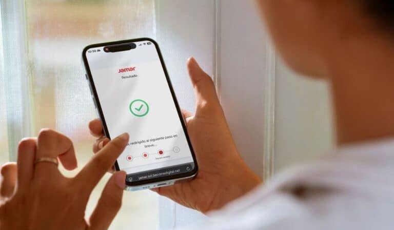 El retail se convierte en un canal estratégico para ampliar la base de colombianos con acceso al crédito. Foto: cortesía Jamar.