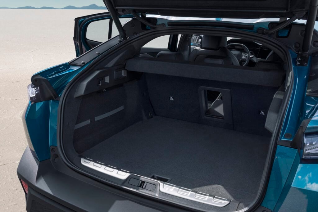Parte trasera del nuevo Peugeot 408. Foto: cortesía Peugeot.