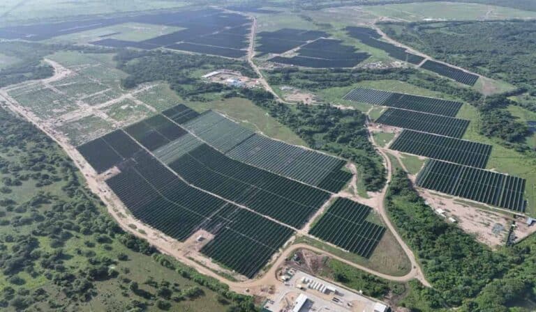 Parque solar Guayepo III de Enel, que va en 76 % de construcción, inyecta primer kilovatio al sistema nacional