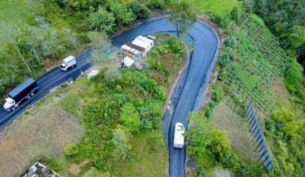 Plan de inversión en la vía al Llano