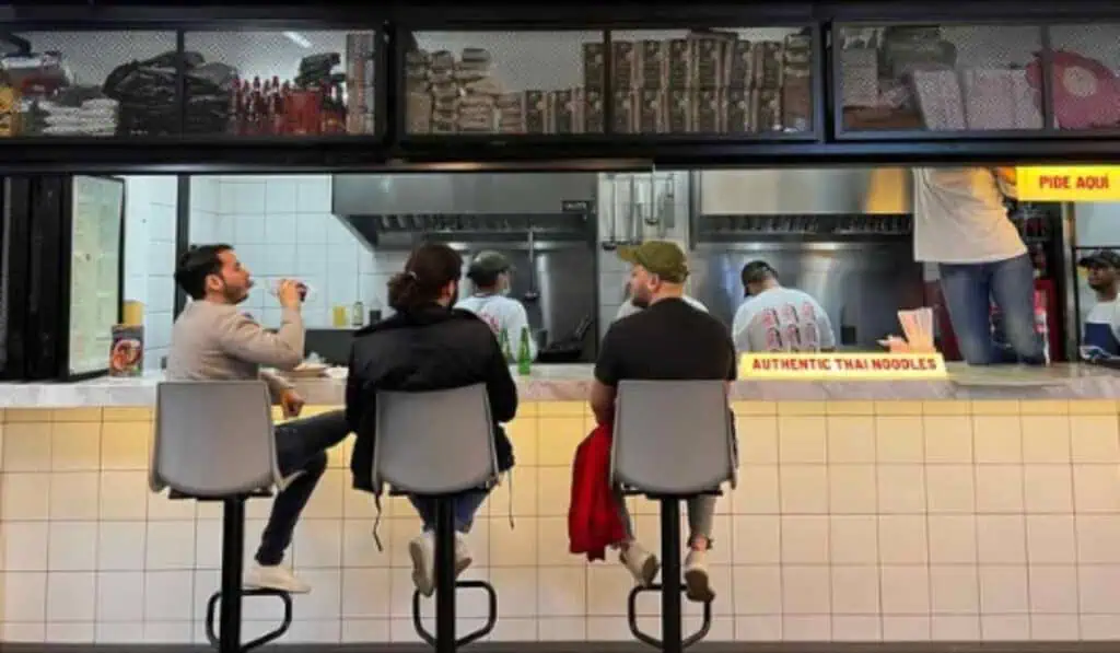 Tradicional restaurante anunció cierre de operaciones en Bogotá: “por triste que sea, nos vamos felices” Restaurante TOM en Bogotá cierra de manera definitiva sus operaciones