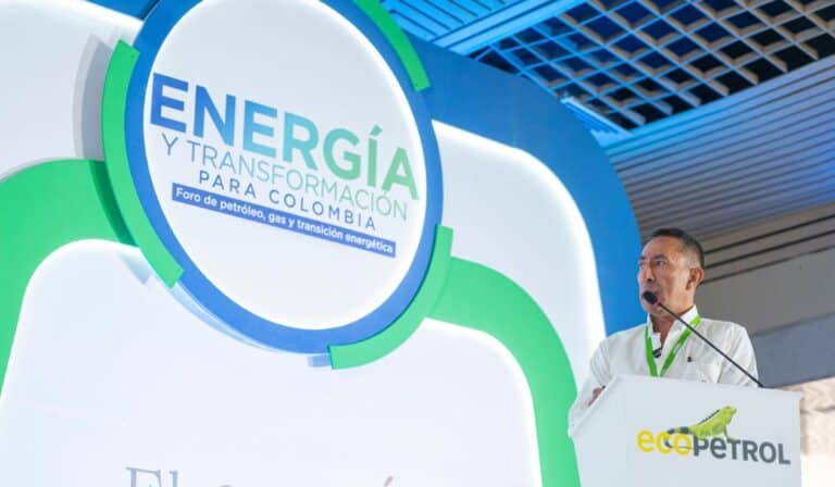 Presidente de Ecopetrol reconoce importancia de mantener petróleo y gas para financiar transición energética
