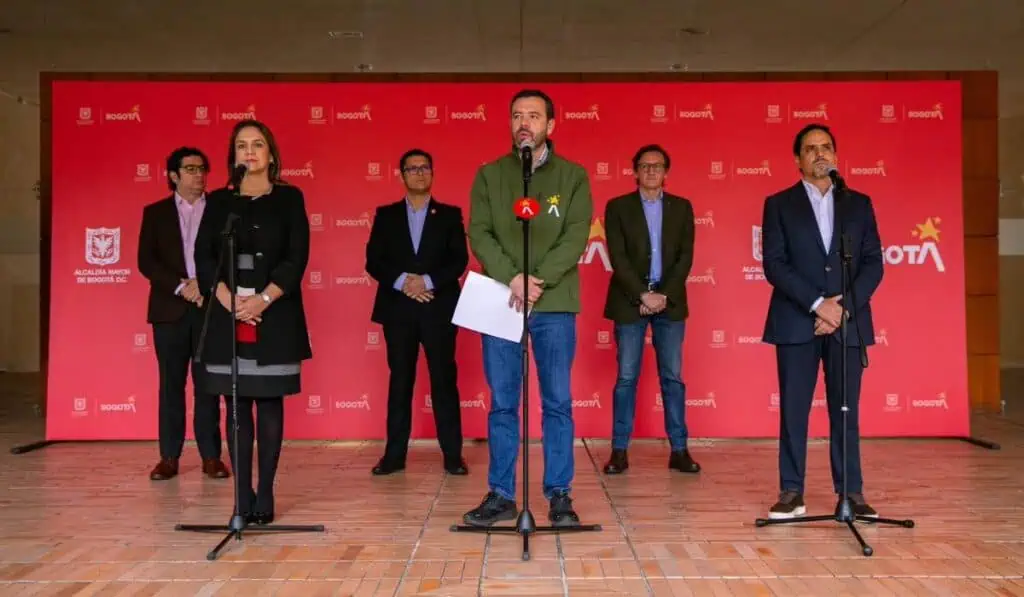 Armando Ojeda asume la dirección de la Uaesp: lanza nuevo plan para manejo de basuras en Bogotá Rueda de prensa Carlos Fernando Galán